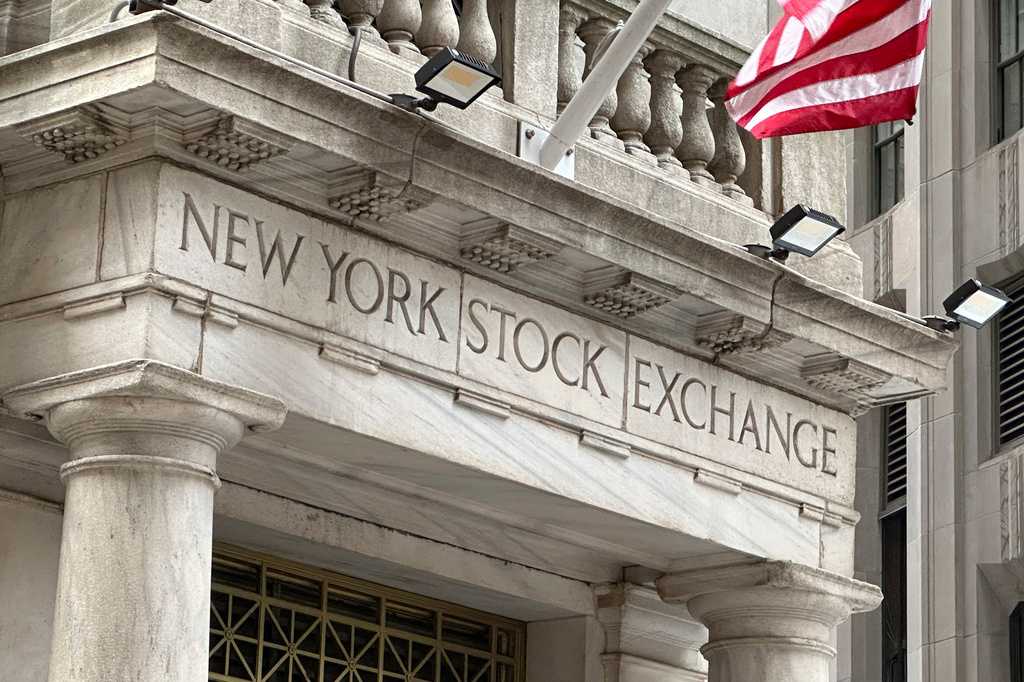 US stocks drop to their worst day since July as inflation worsens — WESH 2 Orlando, Lake Mary Community news