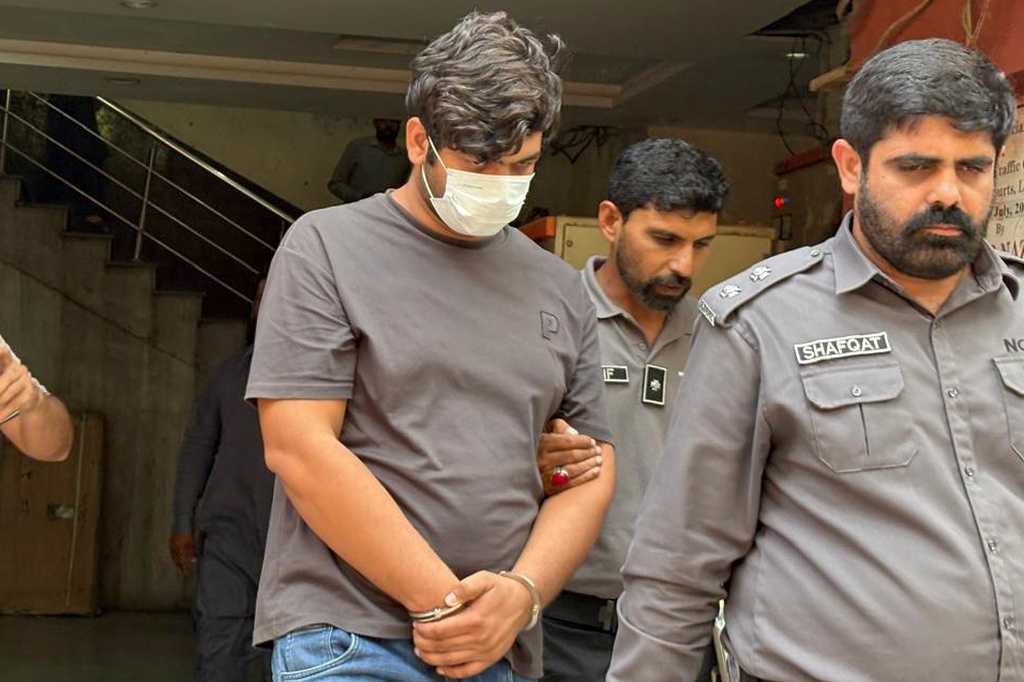 Pakistani authorities arrest man accused in $126 million US postage fraud scheme — WESH 2 Orlando, Lake Mary Technology news