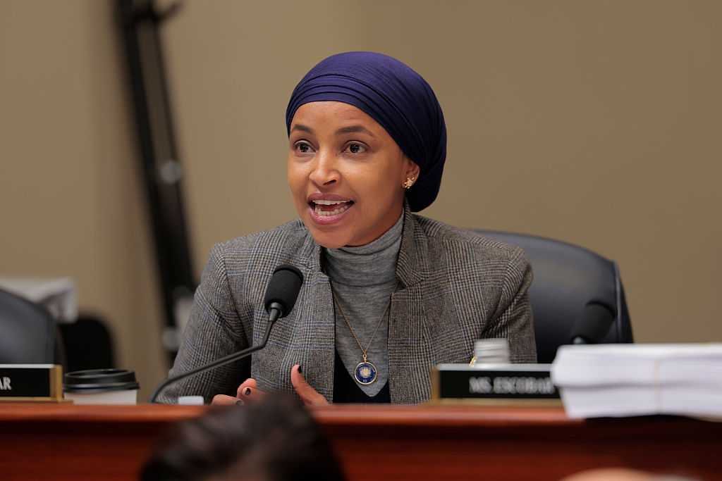 Federal agents searched Rep. Ilhan Omar's home as part of criminal investigation, per report — WESH 2 Orlando, Lake Mary Community news