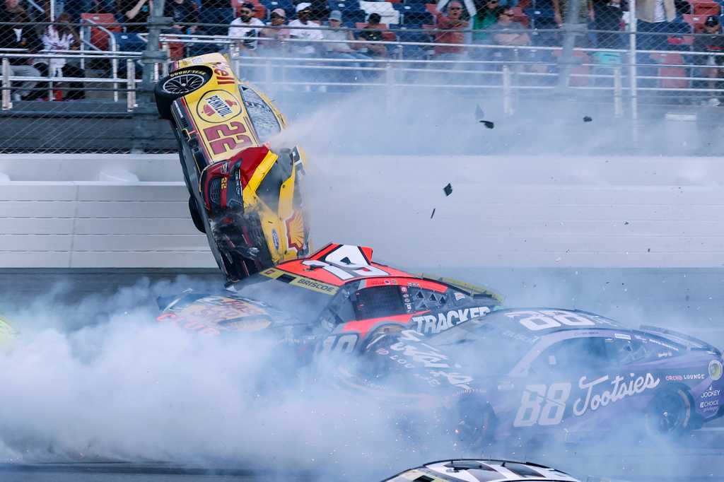 NASCAR race at Talladega was stopped after Joey Logano's car went airborne in scary 15-car wreck — WESH 2 Orlando, Lake Mary Community news