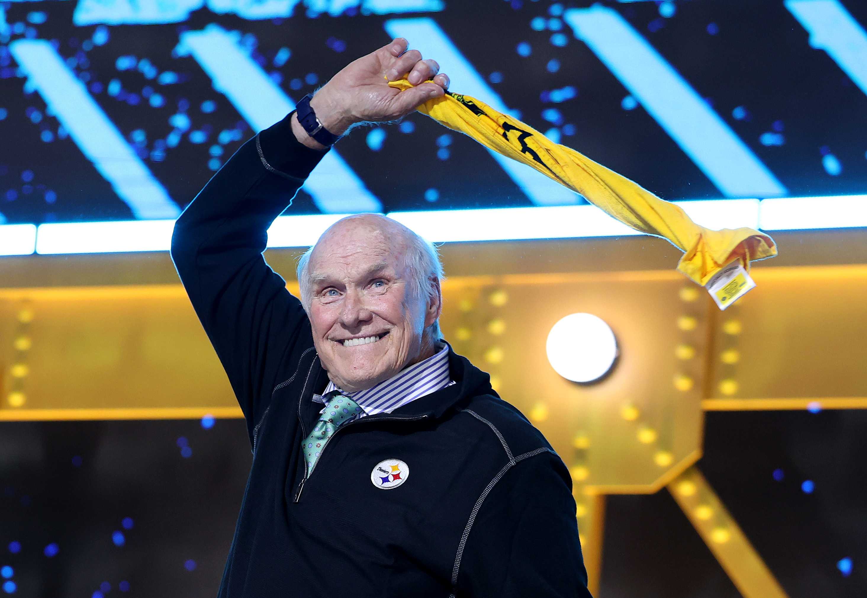 Terry Bradshaw gives health update, says he's nearing retirement from broadcasting — WESH 2 Orlando, Lake Mary Health news