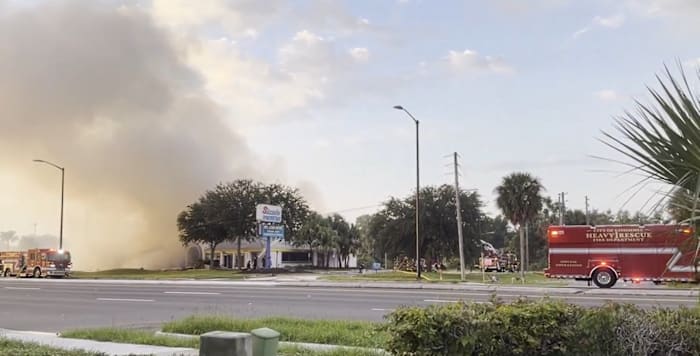 Crews respond to fire at pawnshop — ClickOrlando Local, Lake Mary Community news